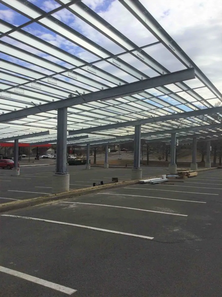 Steel structural framework for a large canopy